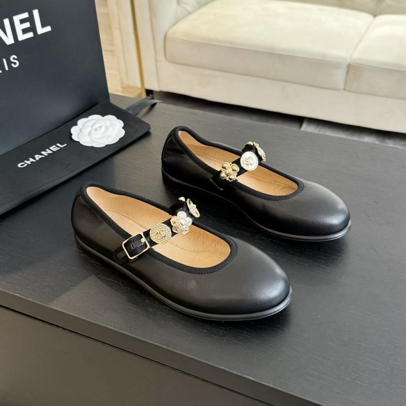 Chanel Low Shoes